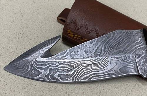 Damascus Knife - Hunting